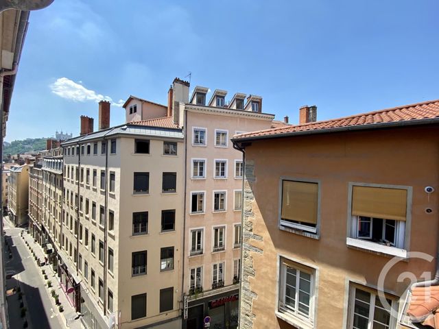 Afficher la photo en grand Appartement F4 à vendre - 4 pièces - 74.39 m2 - LYON - 69001 - RHONE-ALPES - Century 21 Presqu'Île Immobilier