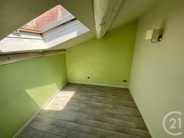 Afficher la photo en grand Appartement F4 à vendre - 4 pièces - 74.39 m2 - LYON - 69001 - RHONE-ALPES - Century 21 Presqu'Île Immobilier