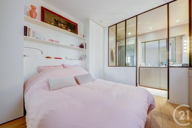Appartement F2 à vendre - 2 pièces - 50.1 m2 - LYON - 69001 - RHONE-ALPES - Century 21 Presqu'Île Immobilier Appartement F2 à vendre - 2 pièces - 50.1 m2 - LYON - 69001 - RHONE-ALPES - Century 21 Presqu'Île Immobilier
