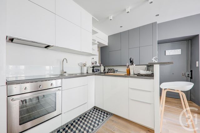Appartement F2 à vendre - 2 pièces - 50.1 m2 - LYON - 69001 - RHONE-ALPES - Century 21 Presqu'Île Immobilier Appartement F2 à vendre - 2 pièces - 50.1 m2 - LYON - 69001 - RHONE-ALPES - Century 21 Presqu'Île Immobilier