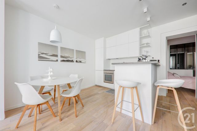 Appartement F2 à vendre - 2 pièces - 50.1 m2 - LYON - 69001 - RHONE-ALPES - Century 21 Presqu'Île Immobilier Appartement F2 à vendre - 2 pièces - 50.1 m2 - LYON - 69001 - RHONE-ALPES - Century 21 Presqu'Île Immobilier