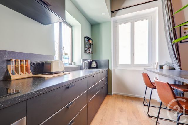 Appartement F2 à vendre - 2 pièces - 51.5 m2 - LYON - 69005 - RHONE-ALPES - Century 21 Presqu'Île Immobilier Appartement F2 à vendre - 2 pièces - 51.5 m2 - LYON - 69005 - RHONE-ALPES - Century 21 Presqu'Île Immobilier