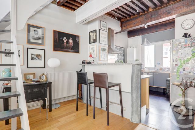 Appartement F3 à vendre - 3 pièces - 90.7 m2 - LYON - 69002 - RHONE-ALPES - Century 21 Presqu'Île Immobilier Appartement F3 à vendre - 3 pièces - 90.7 m2 - LYON - 69002 - RHONE-ALPES - Century 21 Presqu'Île Immobilier