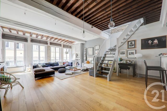 Appartement F3 à vendre - 3 pièces - 90.7 m2 - LYON - 69002 - RHONE-ALPES - Century 21 Presqu'Île Immobilier Appartement F3 à vendre - 3 pièces - 90.7 m2 - LYON - 69002 - RHONE-ALPES - Century 21 Presqu'Île Immobilier