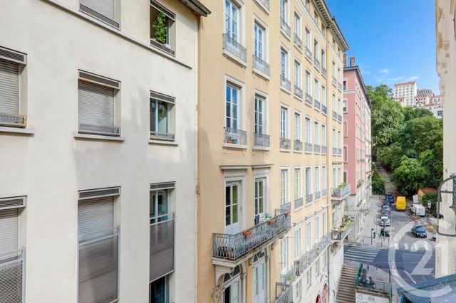 Afficher la photo en grand Appartement F2 à vendre - 2 pièces - 45.0 m2 - LYON - 69001 - RHONE-ALPES - Century 21 Presqu'Île Immobilier