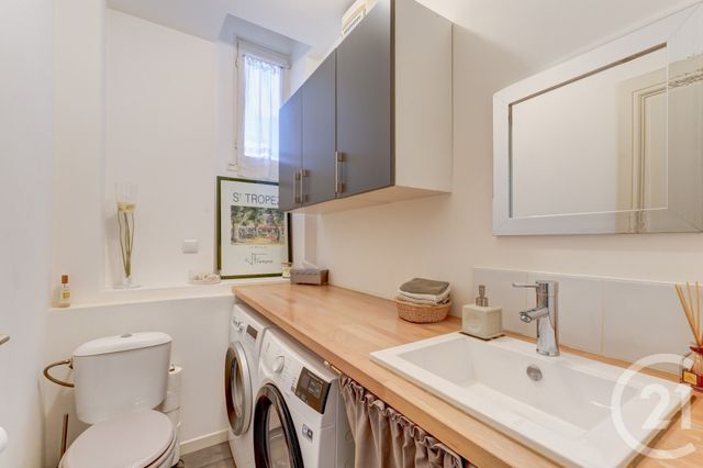 Appartement F5 à vendre - 5 pièces - 167.2 m2 - LYON - 69001 - RHONE-ALPES - Century 21 Presqu'Île Immobilier