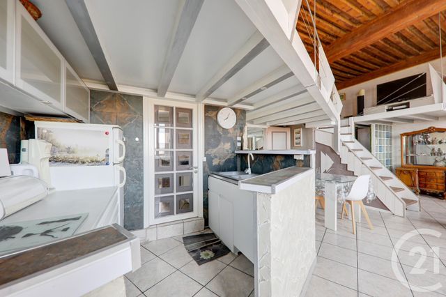 Afficher la photo en grand Appartement à vendre - 2 pièces - 46.61 m2 - LYON - 69001 - RHONE-ALPES - Century 21 Presqu'Île Immobilier