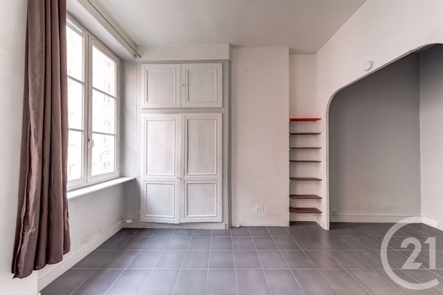 Appartement F1 bis à vendre - 2 pièces - 35.39 m2 - LYON - 69001 - RHONE-ALPES - Century 21 Presqu'Île Immobilier