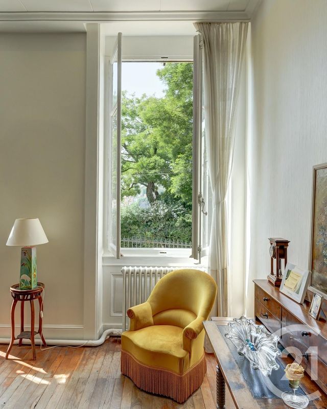 Afficher la photo en grand Appartement F3 à vendre - 3 pièces - 94.64 m2 - LYON - 69001 - RHONE-ALPES - Century 21 Presqu'Île Immobilier
