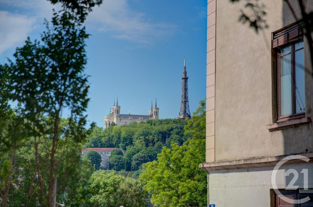 Afficher la photo en grand Appartement F3 à vendre - 3 pièces - 94.64 m2 - LYON - 69001 - RHONE-ALPES - Century 21 Presqu'Île Immobilier