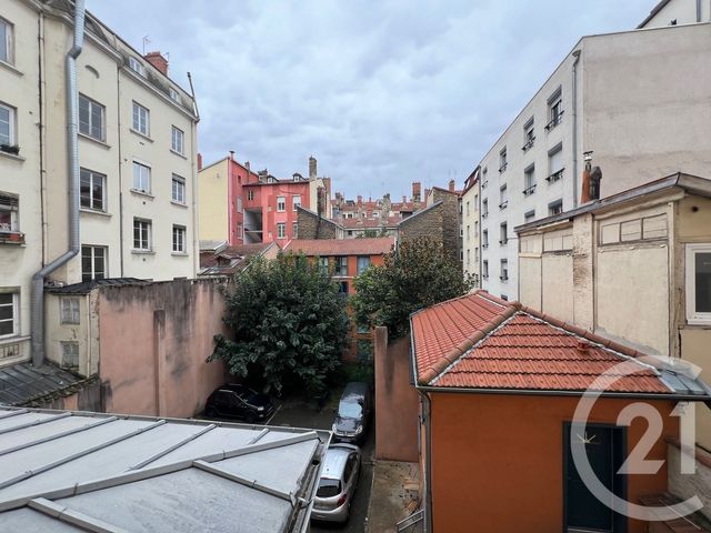 Appartement F2 à vendre - 2 pièces - 39.34 m2 - LYON - 69007 - RHONE-ALPES - Century 21 Presqu'Île Immobilier