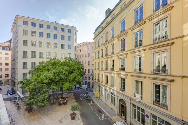  - LYON - 